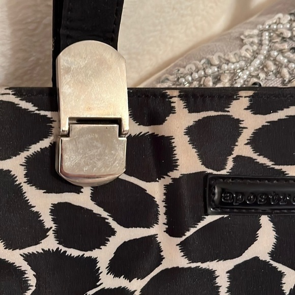 APOSTROPHE Black and Cream Animal Print Shoulder Bag - Picture 2 of 10
